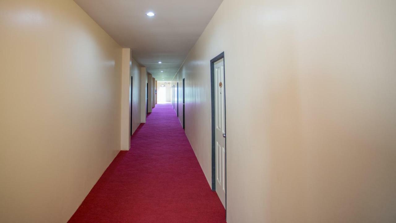 Phet Ngam Hotel Мае Сай Екстериор снимка
