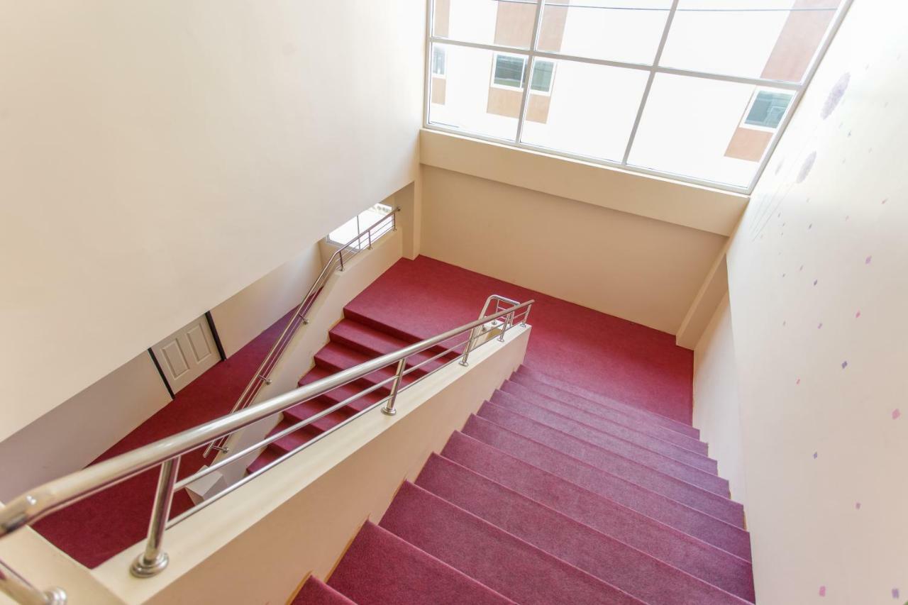 Phet Ngam Hotel Мае Сай Екстериор снимка